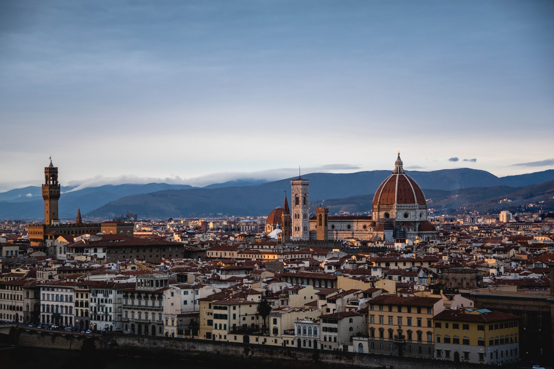 Let’s explore Florence + Tuscany